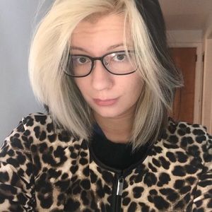 Meet your Posher, Peri